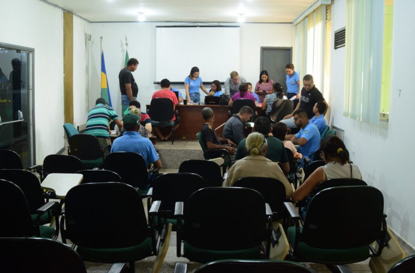 Governo de RO e Incra entregam 250 títulos definitivos às famílias chacareiras de Porto Velho, nesta sexta-feira, 9