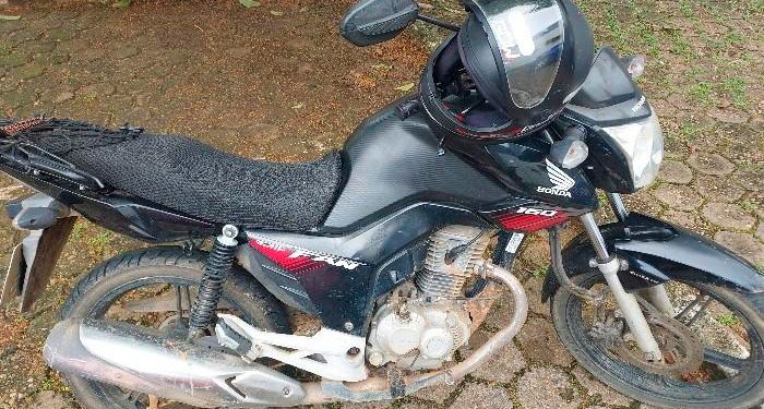 Homem furta moto e pede para ser preso em Ouro Preto do Oeste