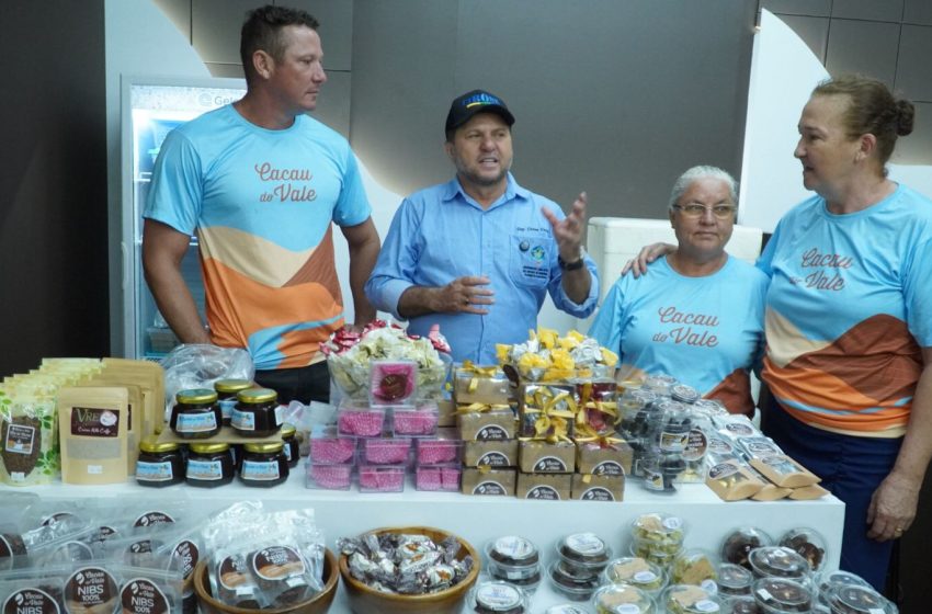 Cirone Deiró reconhece esforços de produtores para melhorar qualidade da produção do cacau