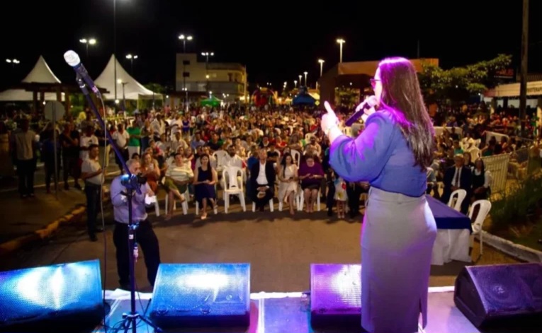 Deputada Rosangela Donadon participa de evento comemorativo pelos 44 anos de Colorado do Oeste